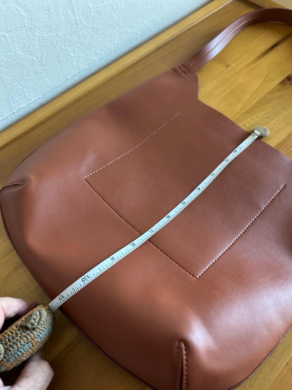 NWOT Everlane Cactus Leather Hobo Shoulder Bag in Honey Cruelty-Free Vegan - Picture 10 of 11